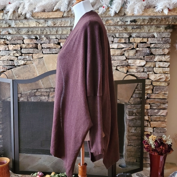 🆕🎁Brooklynn's Cardigan in Marsala - Picture 3 of 9